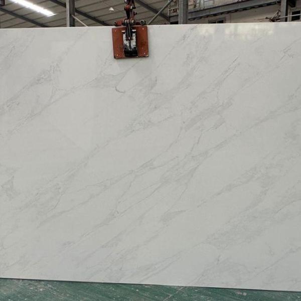 CALACATTA ICEBERG QUARTZ