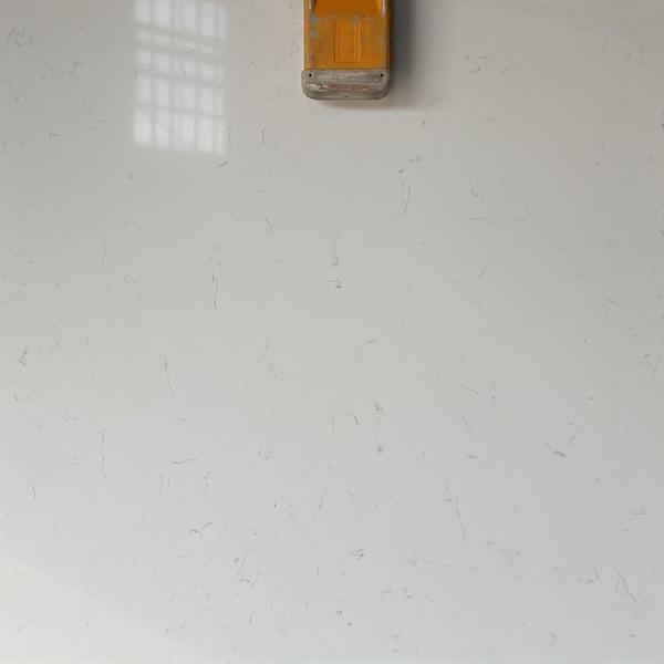 CARRARA SAHARA QUARTZ-3CM