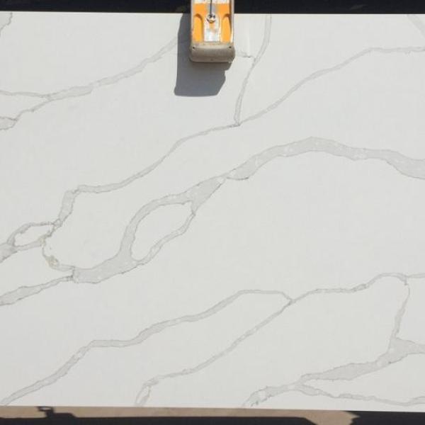 CALACATTA FANTISTICO M QUARTZ